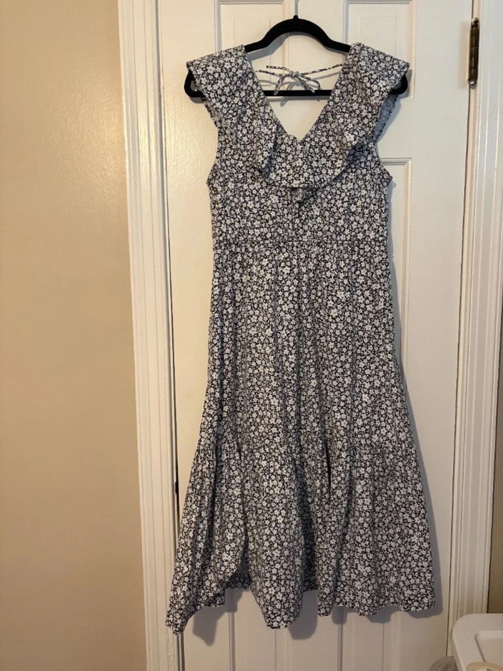Summersalt Coastal Poplin Ruffle-Neck Midi Dress Navy Floral - S - Picture 4 of 9